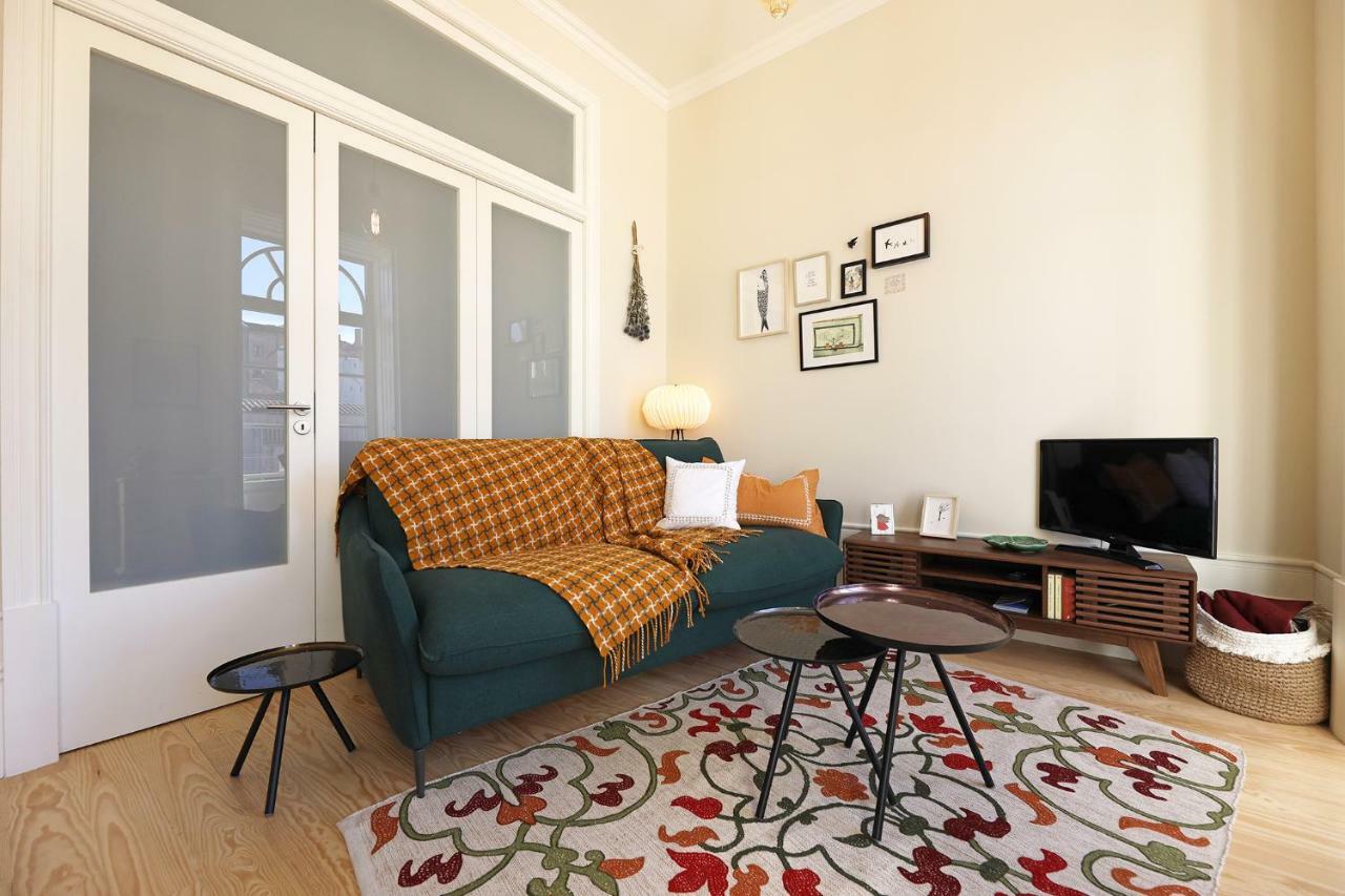 Flh Almada Cozy Apartment With View Порто Екстериор снимка